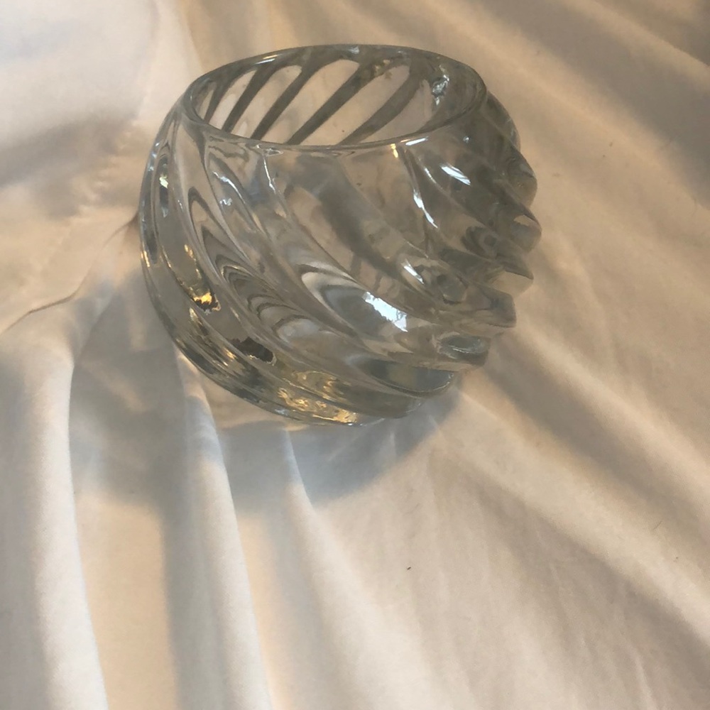 Glass candle holder
